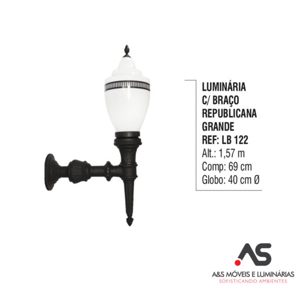 LUMINÁRIA COM BRAÇO REPUBLICANO GRANDE